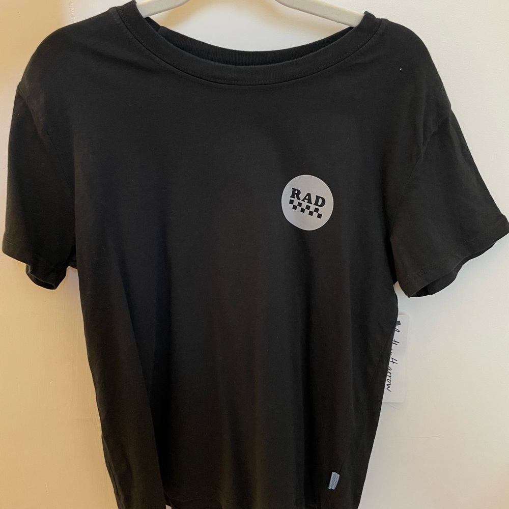Feather 4 Arrow Tee